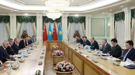 Cumhurbaşkanı Erdoğan’a Astana’da Görkemli Karşılama, TDT Zirvesi Türkistan’da Yapıldı