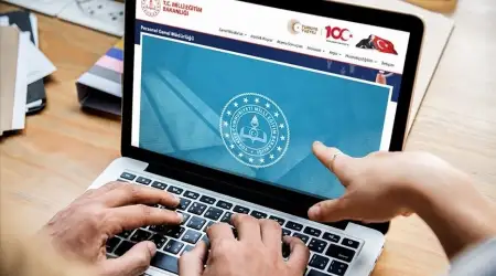 Milli Eğitim Bakanlığının Ege Denizi Yerine ‘Adalar Denizi’ Kavramını Kullanmaya Başlaması ve Gündemde Olan Mavi Vatan Kanunu Yunanistan’ı Panikletti
