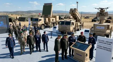 EFES - 2026 Tatbikatı: TCG Anadolu Amfibi ve Hava Kabiliyetleriyle Ege'de Gövde Gösterisi Yaptı