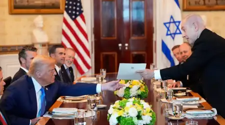 İran’a Saldırı Öncesinde de Dünyaya Böyle Bir Mesaj Vermişlerdi, Ardından İran’a Birlikte Savaş Açtılar: Axios Trump Netanyahu Görüşmesinin Çok Kötü Geçtiğini Yazdı