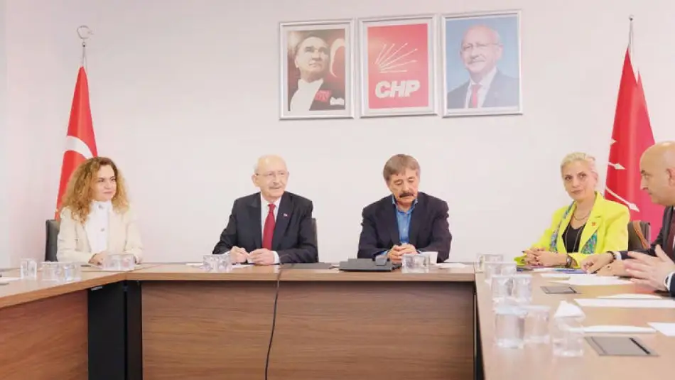 Kılıçdaroğlu Başkanlığında Toplanan CHP Disiplin Kurulu Özgür Özel Döneminde Verilen İhraç Kararlarının Tamamını İptal Etti