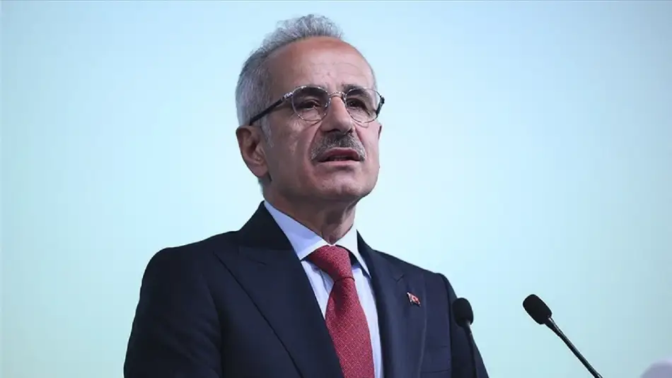 Ulaştırma Bakanı Uraloğlu Açıkladı: Ankara-İstanbul Arası Tren Yolculuğu 2 Saate Düşecek