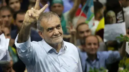 İran’ın Bütün Komşularıyla İlişkilerini Bozan Devrim Muhafızlarına İnat Pezeşkiyan’dan Samimi Mesajlar: Komşularla İyi İlişkiler Birçok Sorunun Çözümüdür