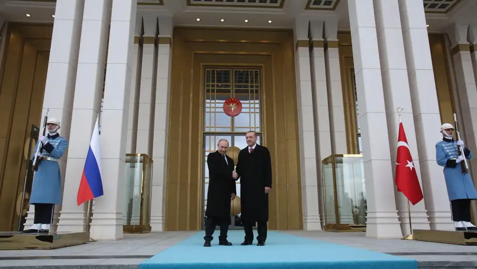 Hakan Fidan’ın Moskova Ziyareti Öncesinde Rusya Dışişleri Bakanlığı’ndan Açıklama: Erdoğan-Putin Arasındaki Düzenli Temaslar, Gelişen Olaylarda Kilit Rol Oynuyor