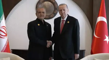 Cumhurbaşkanı Erdoğan İran Cumhurbaşkanı Pezeşkiyan ve Irak’ın Yeni başbakanı Zeydi ile İkili ve Bölgesel Konuları İstişare Etti