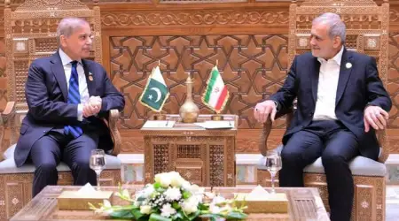 Pezeşkiyan Pakistan'da: Şerif'ten İran'ın Balistik Füze Programına Destek