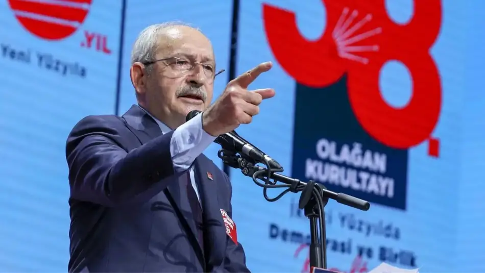 Kılıçdaroğlu, CHP Teşkilatları Üzerindeki Belediye Başkanları Vesayetini Kaldırmak için Harekete Geçti