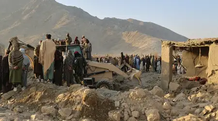 Pakistan, Karaçi Saldırısı Sonrası Afganistan’ın Doğusunu Vurdu