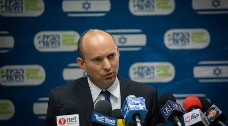Eski İsrail Başbakanı Bennett'ten Netanyahu'ya Sert Eleştiri: Ülkeyi Artık Yönetemiyor
