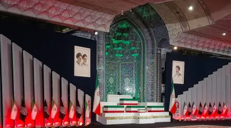 Ali Hamaney için İran'da Devlet Töreni Başladı: Milyonlarca Kişinin Katılması Bekleniyor
