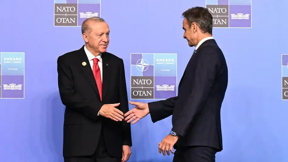 Ankara’daki NATO Zirvesine Yunan Yorumu: “Trump Sultan’a (Erdoğan) Boyun Eğmekle Kalmadı F35’lerin Kapısını Açtı"