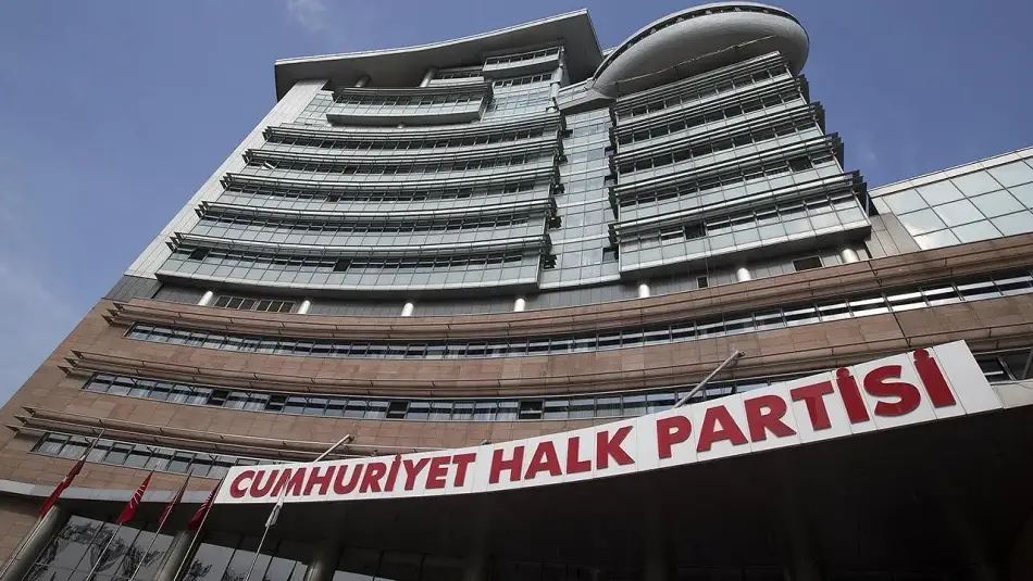 CHP Genel Başkanı 7 İl Başkanını Görevden Aldı