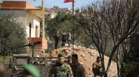 İsrail/Yedioth Ahronot: Lübnan’ın Güneyinden Çekilme ve Lübnan Ordusu’nun Bölgeye Yerleşmesi Konusunda Tel Aviv’in Beyrut’la Yüz Yüze Görüşerek Anlaştığını, IDF'nin Bölgeden Çekilebileceğini Yazdı