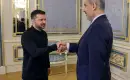 Ukrayna Cumhurbaşkanı Zelenskiy, Hakan Fidan’a Devlet Nişanı Tevcih Etti