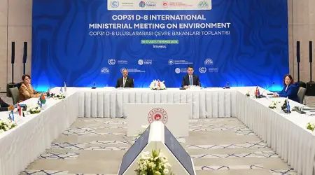 İstanbul’da Toplanan D-8 Ülkeleri Türkiye’nin COP-31 Başkanlığını Destekleyeceklerini Açıkladı