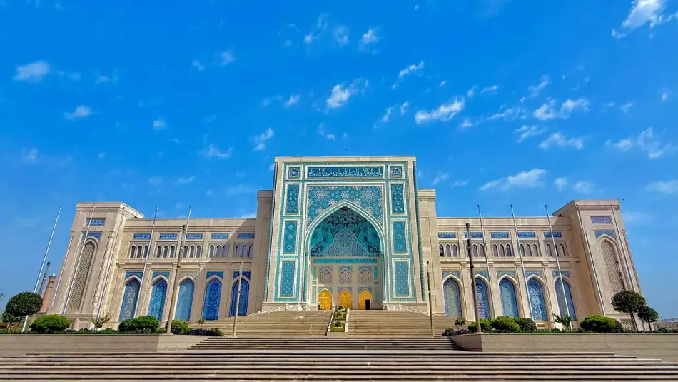 Özbekistan’da İslam Dininin Modern Bilimlere Etkisini Ele Alan Önemli Bir Toplantı Yapıldı