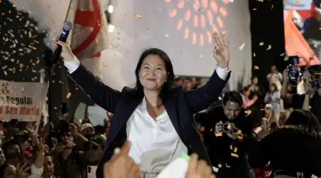 10 Yıllık İstikrarsızlık Sona Erecek mi? Peru'nun Seçilmiş Başkanı Keiko Fujimori Göreve Başladı