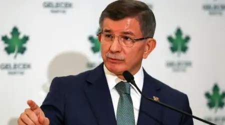 Parti Siyasetinin Çıkmaza Girdiğini Söyleyen Ahmet Davutoğlu Geleceğin Türkiyesi İçin Gelecek Partisi’ni Feshettiğini Duyurdu