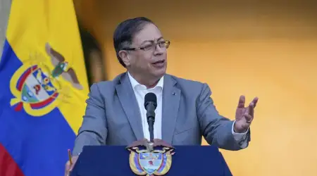 Kolombiya Cumhurbaşkanı Petro, De la Espriella’ya Görevi Devretmeden Saraydan Ayrıldı: “Görevi Devredeceğim Bir Cumhurbaşkanı Yok”