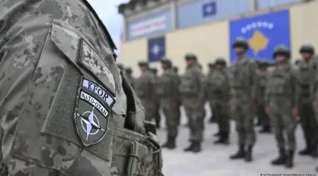 NATO'dan Kosova Kararı: Arnavutlar ile Sırpların Bölgelerini Ayıran Köprüde Geri Çekilme Başladı