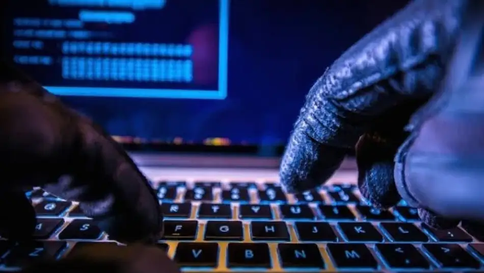 Berlin’in Kritik 5,8 Terabaytlık Gizli Verileri Hackerlar Tarafından Bit Pazarında Açık Artırmaya Çıkarıldı