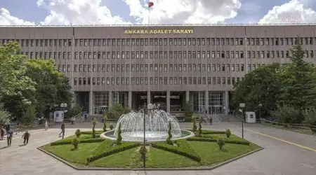 MİT ve Emniyet FETÖ’nün Bilişim Faaliyetlerini Yöneten 10 Kişiyi Gözaltına Aldı