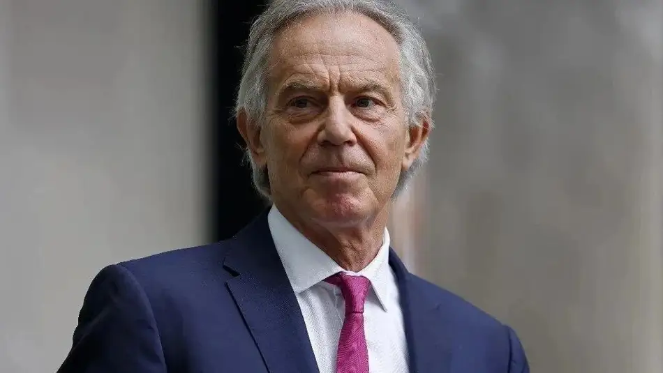 Eski Başbakan Tony Blair İngiltere’deki Ders Kitaplarından 'Filistin' Kelimelerinin Çıkarılmasını İstedi