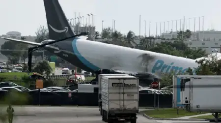 ABD/Miami’de Kargo Uçağı Pistten Çıkarak Kaza Yaptı: 5 Ölü, 5 Yaralı
