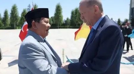 Endonezya Cumhurbaşkanı Subianto ile Görüşen Erdoğan, Alman Kuzey Ren-Vestfalya Başbakanını da Kabul Etti