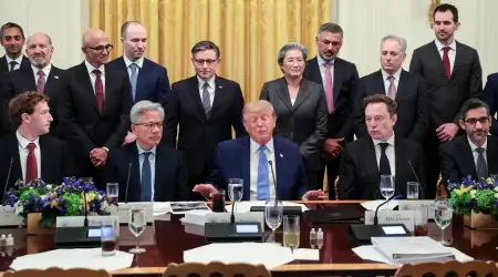 Büyük Teknoloji Şirketleri Trump'ın Talebi Üzerine Yapay Zeka Konusunda Ahlaki Açıdan Bağlayıcı Bir Anlaşma İmzaladı