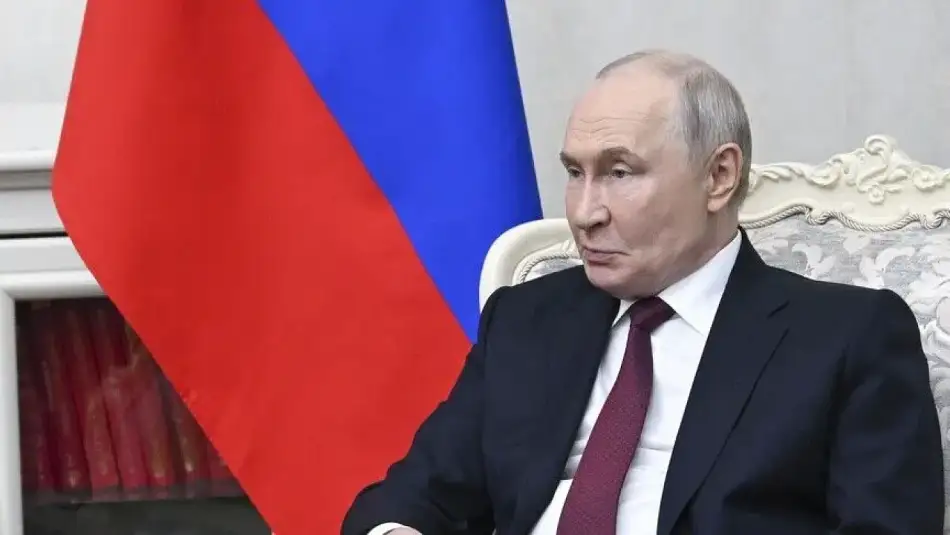 Putin: Yaptığı Hatalar Nedeniyle Avrupa Birliği Kendi Kendine Dağılacak