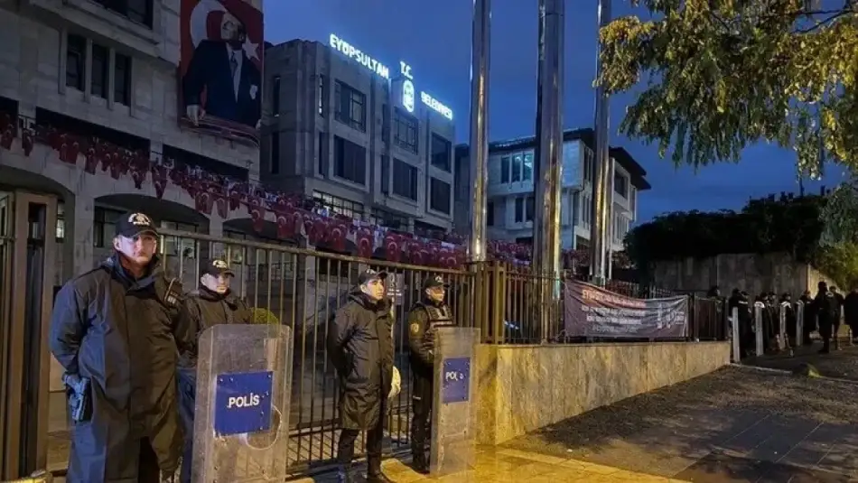 Gözaltında Bulunan Eyüp Sultan Belediye Başkanı ile Birlikte 13 Kişi Tutuklandı