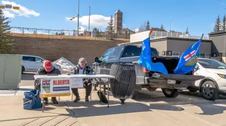 Kanada’da Ayrılık Yanlısı Paul St-Pierre Plamondon  Quebec’te Seçimleri Kazanmasının Ardından Alberta Eyaleti de Ayrılmak için Referanduma Gidiyor