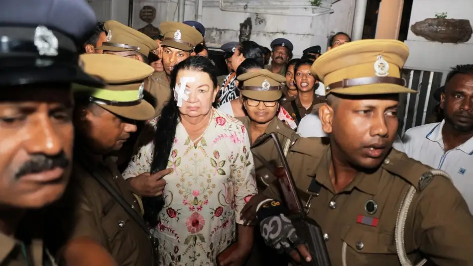 Sri Lanka'nın Eski Devlet Başkanı'nın Eşi Yolsuzluk Nedeniyle Tutuklandı