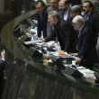 İran meclisi Ruhani'ye "ekonomi ekibini değiştir" ültimatomu verdi