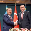 Erdoğan'la Nazarbayev arasında imzalar atıldı