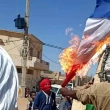 Mali'de Göstericiler Fransız Üssünü Ateşe Verdi