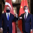 Çavuşoğlu Çin'de Mevkidaşı Vang ile Görüştü