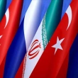 Suriye'nin Yeni Anayasası İçin Süreç İşliyor