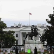 Beyaz Saray'ın Önündeki Andrew Jackson Heykeli Göstericiler Tarafından Yıkılmak İstendi