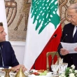 Macron, Beyrut Ziyaretini Vaat ve Tehditlerle Sonlandırdı