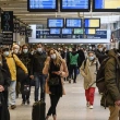 Fransa'da Maske Zorunluluğu ve Gece Sokağa Çıkma Yasağı Kaldırılıyor