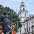 Londra'da Eski Başbakan Churchill'in Heykelinin Koruması Kaldırıldı