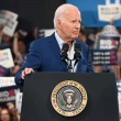 Üst Düzey Demokratlar Biden'ın Çekilmesi için Bir Araya Geldi
