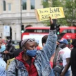 Londra'daki George Floyd Gösterisinde Arbede Yaşandı