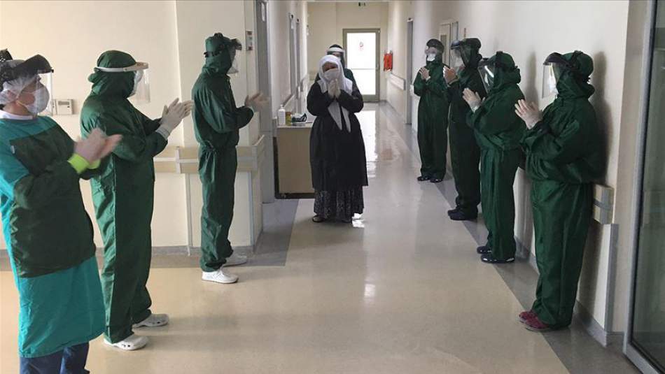 Türkiye'de Kovid-19 Tedavisi Tamamlananların Sayısı 151 Bin 417 Oldu