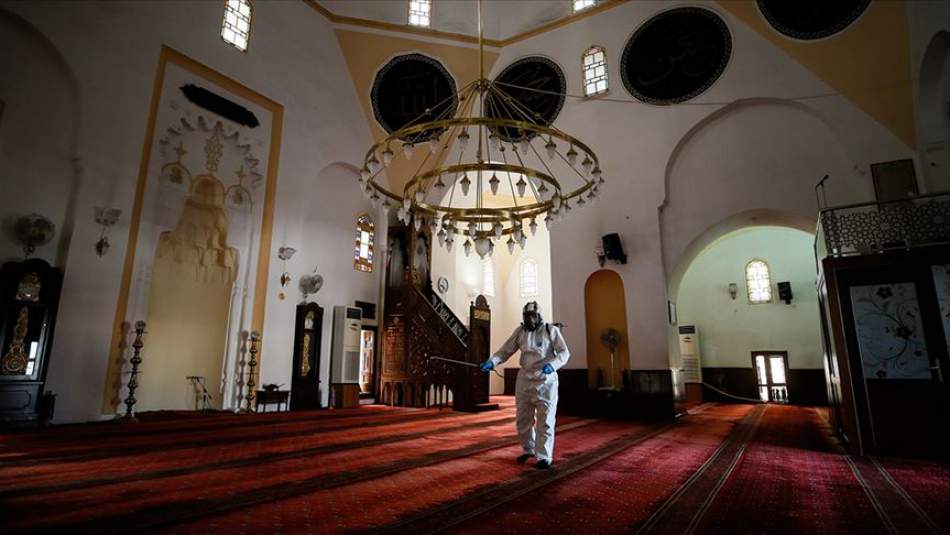 Cuma Günü ve Kandil Gecesi Camiler Kapalı Tutulacak