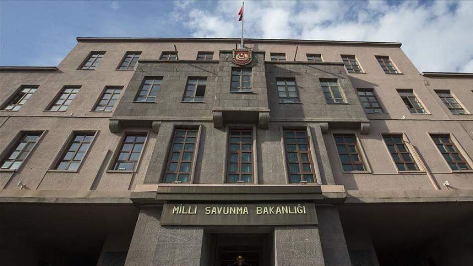 MSB: Suriye'de 18 Rejim Unsuru Teslim Edildi
