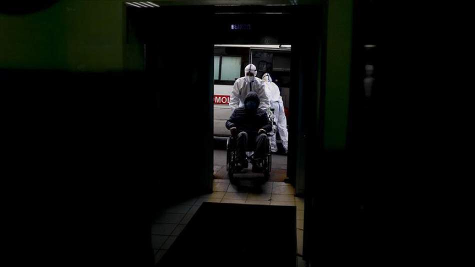 Rusya'da Kovid-19 Vaka Sayısı 661 Bini Geçti
