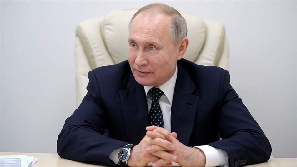Putin Biden'e Çevrim İçi Münazara Teklif Etti